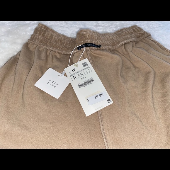 Short - Picture 2 of 4